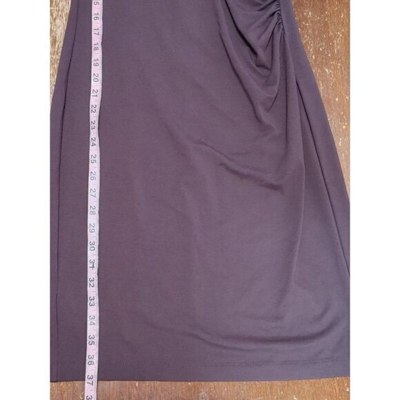 Ann Taylor Dark Plum  Dress Sz 4 Knee Length Ruched Zip Up Back - Picture 4 of 5